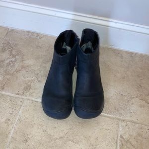 Keen black ankle zip boots